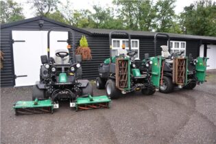 2013 Ransomes Parkway 3 Triple Cylinder Ride on 4WD Mower