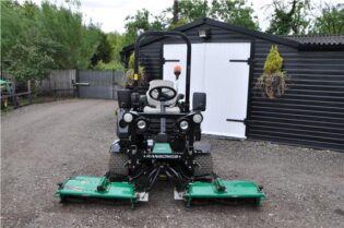 2012 Ransomes Highway3 Triple Cylinder Ride on Mower 4WD
