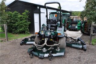 Hayter R324T Batwing Rotary Mower 4WD only 1200 hours
