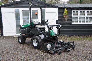 2017 Ransomes HR300 Outfront Rotary Mower 4WD
