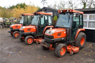 2012 Kubota STV36 4WD Compact Tractor With Full Cab and 62″ Underdeck Mower