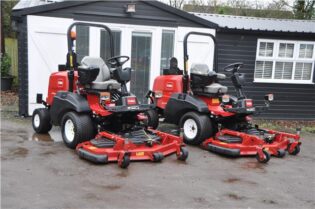 2021 Toro Goroundmater 3300 Outfront Rotary Mower