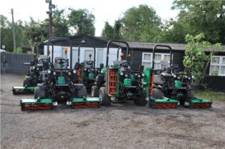 2016 Ransomes Parkway 3 Triple Cylinder Ride on Mower Choice of 6